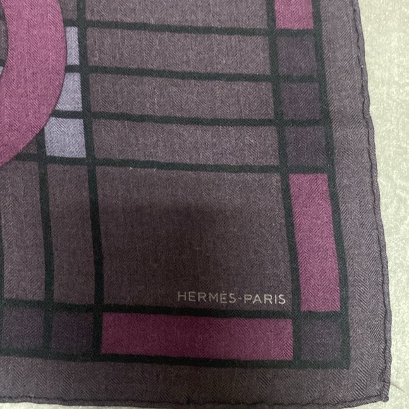 Authentic Hermes Cashmere and Silk Scarf - Picture 2 of 3
